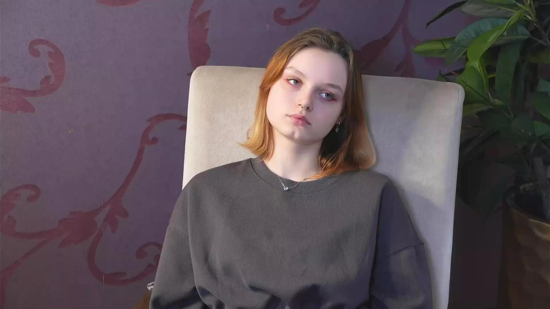 LornaHarcum on Cam4 