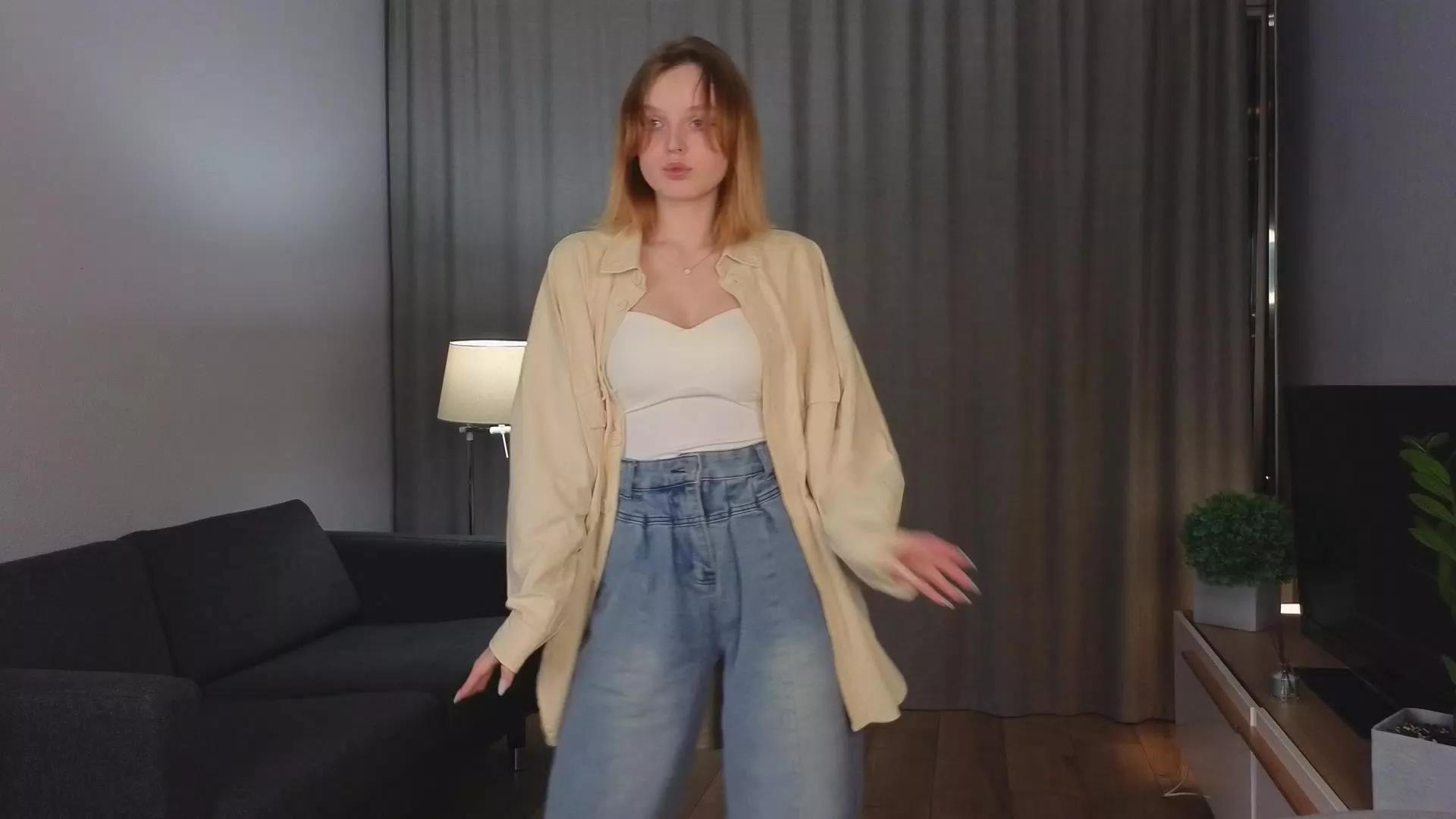 LornaHarcum on Cam4 