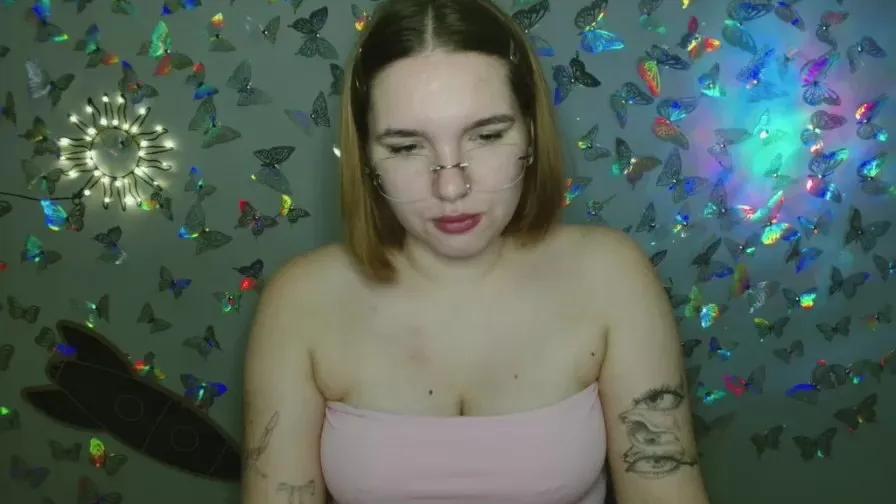 lovely_big_tits on Cam4