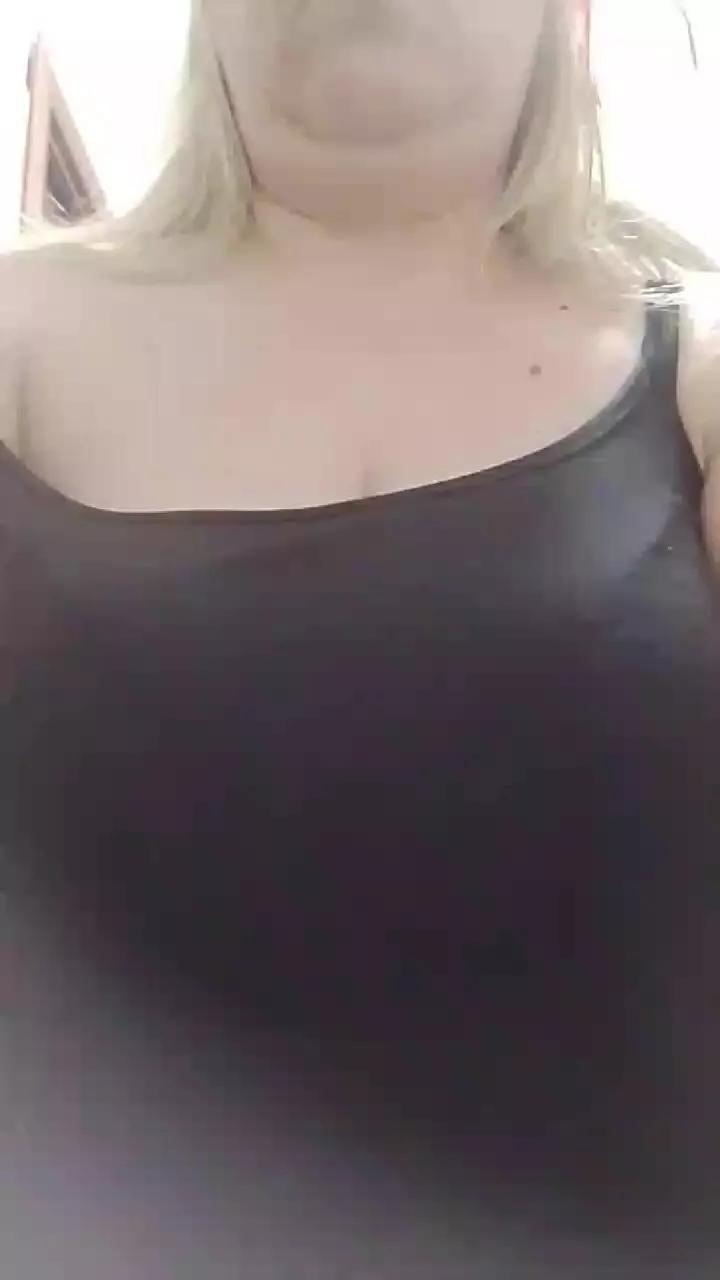 luanasex1 on Cam4 
