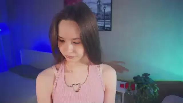 LucettaCurvey on Cam4 