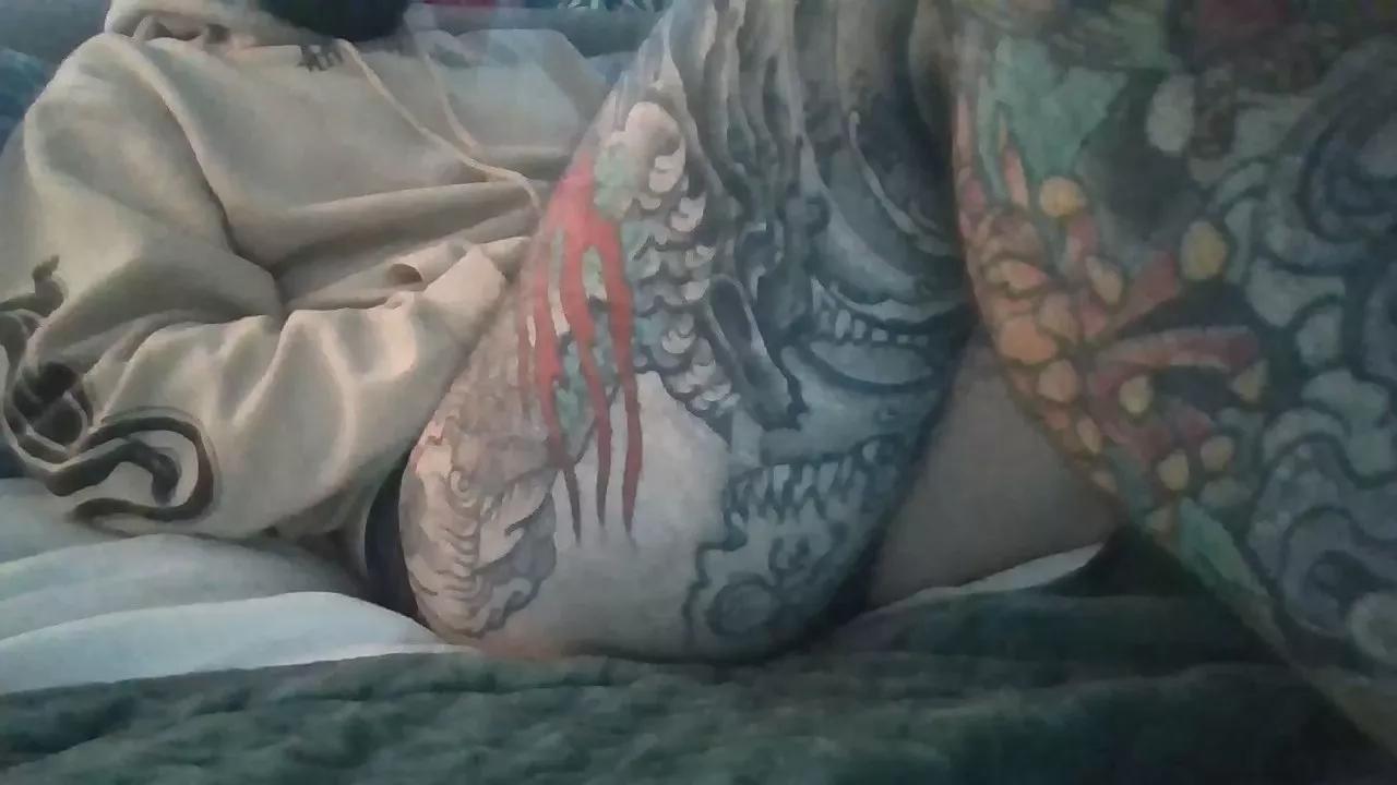 luciferino18 on Cam4 