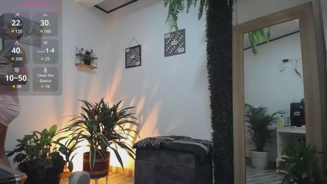 luciiana_lov3 on Cam4 