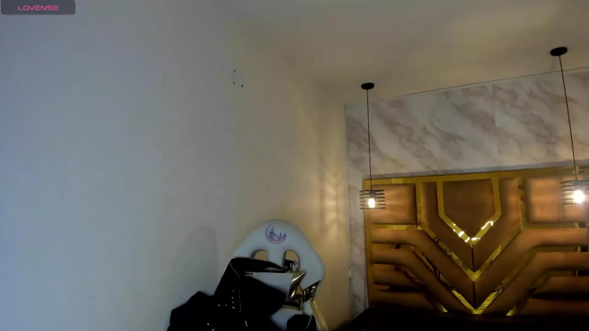 luciifeer_ on Cam4 