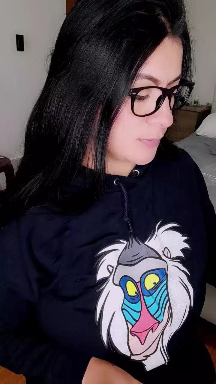 luna_asmr on Cam4 