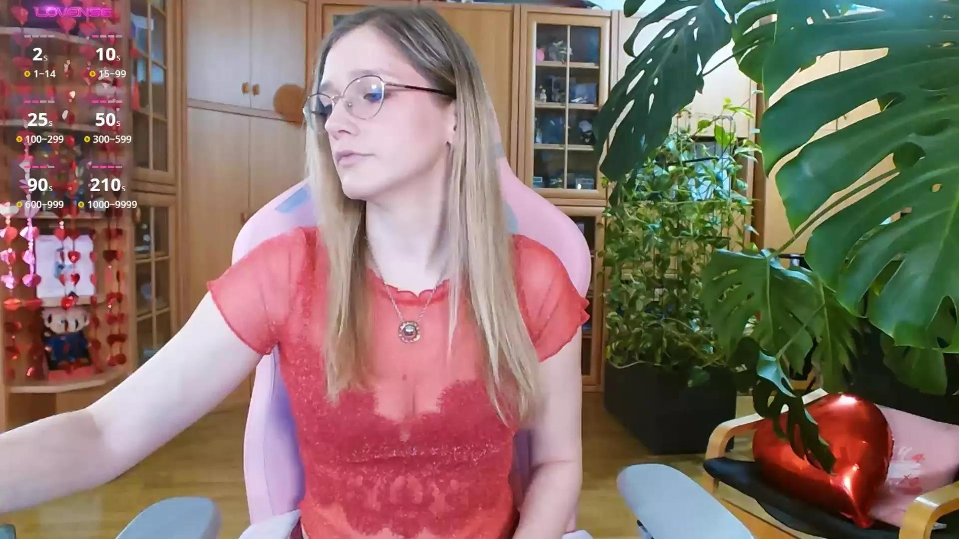 LunaNicole on Cam4 