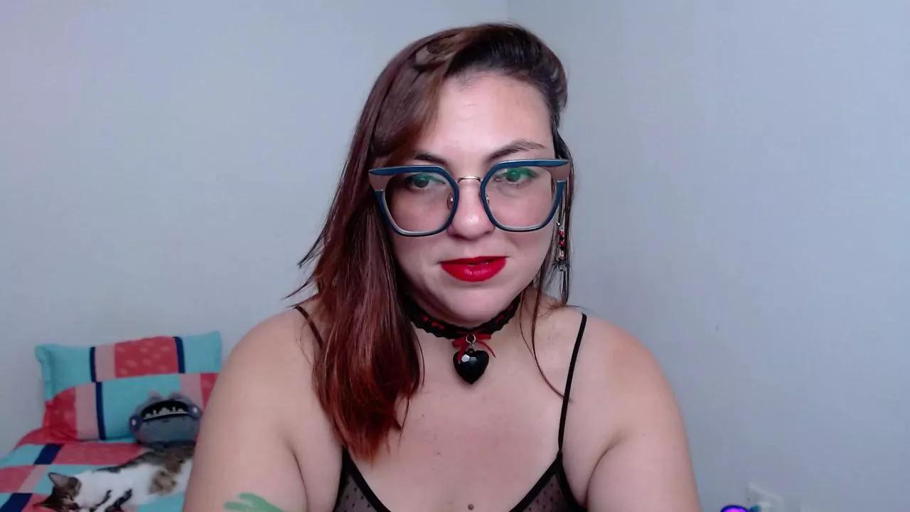 LunaRauxxch on Cam4