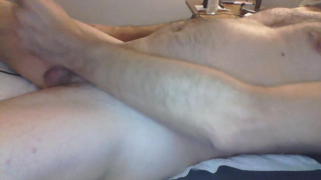 luvemfuzzy on Cam4 