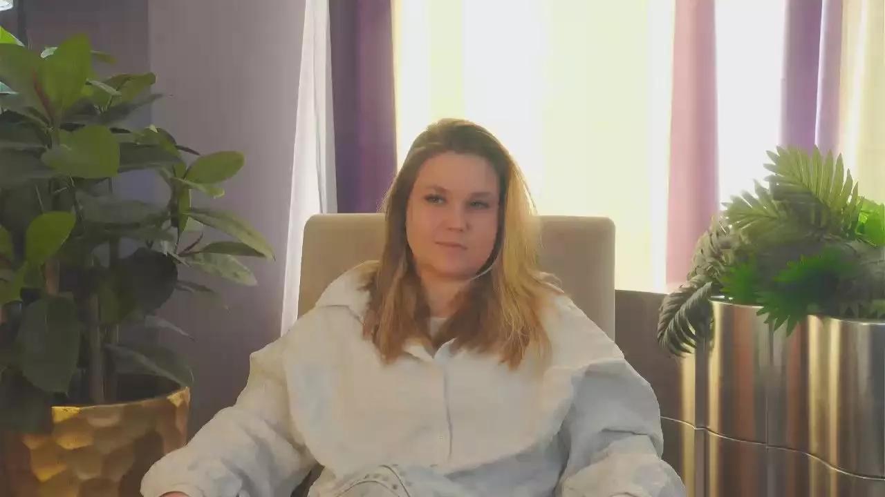 LynApps on Cam4 