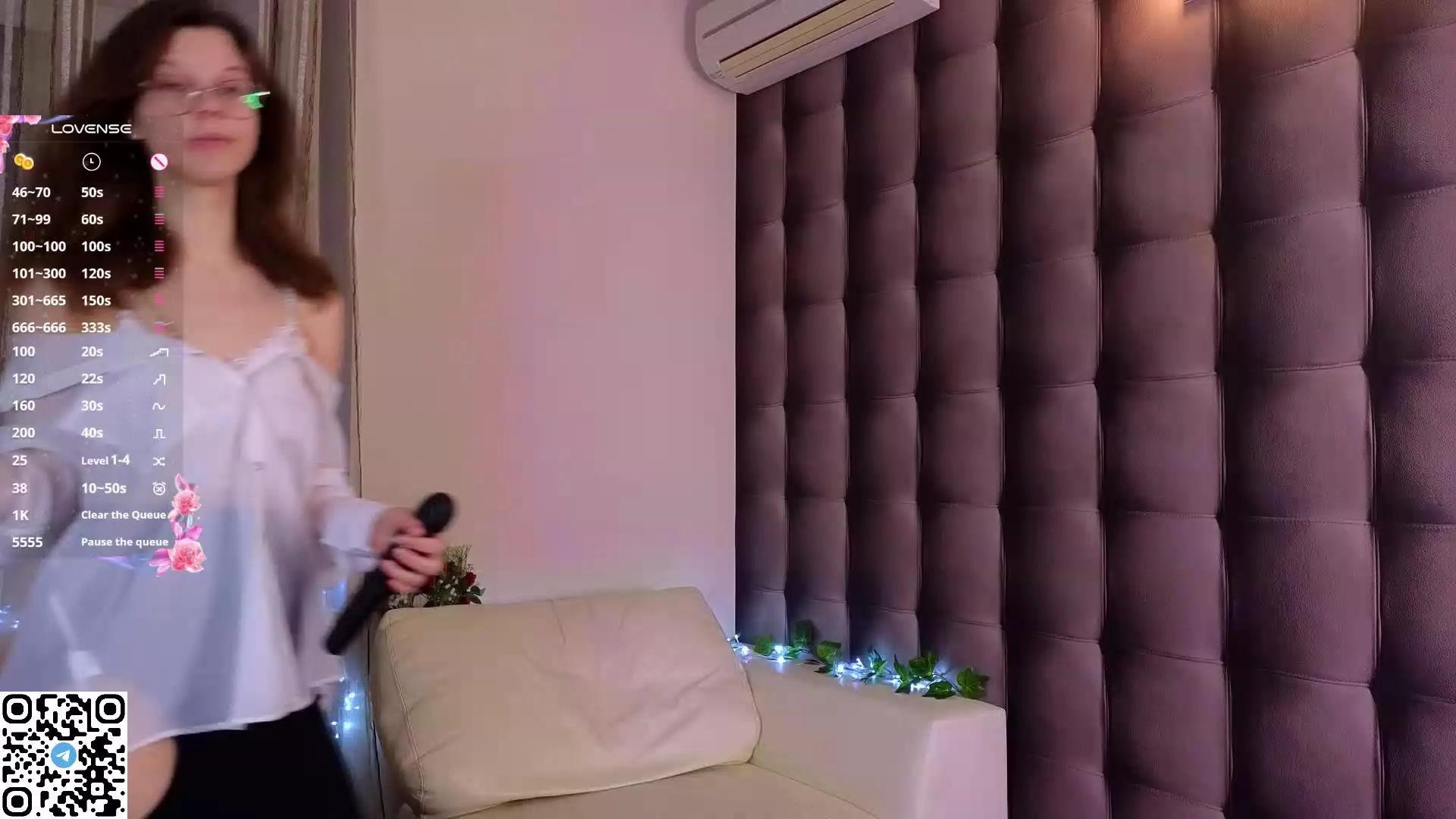LynArness on Cam4 