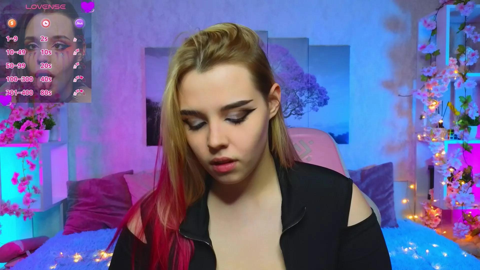 Freechat LynFlitton on Cam4