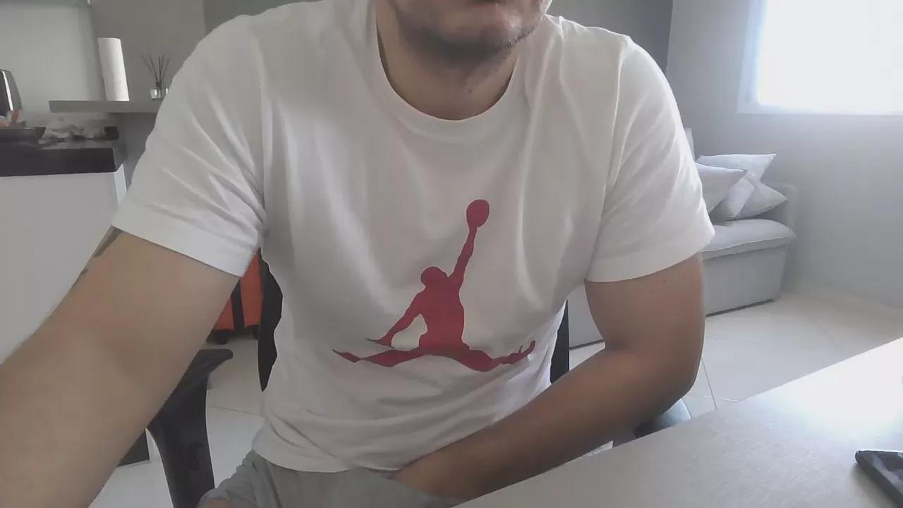 MachoDottSP on Cam4 