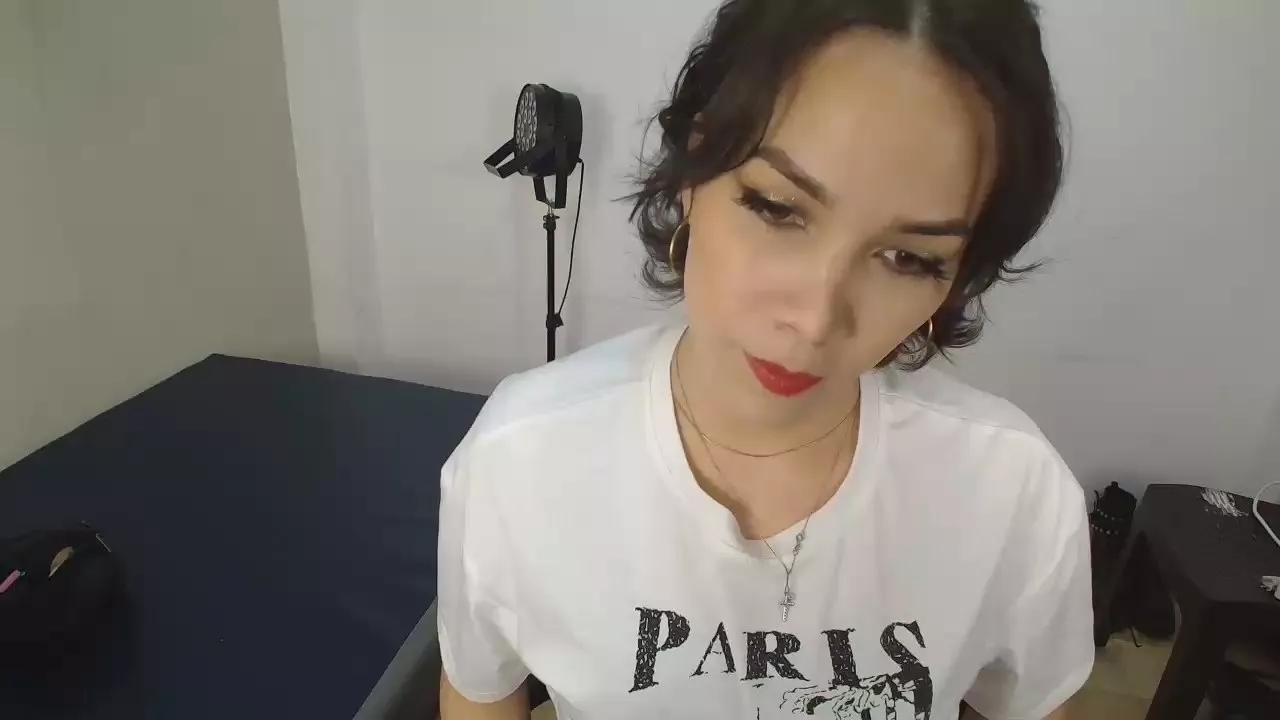 MadameRuiz on Cam4 