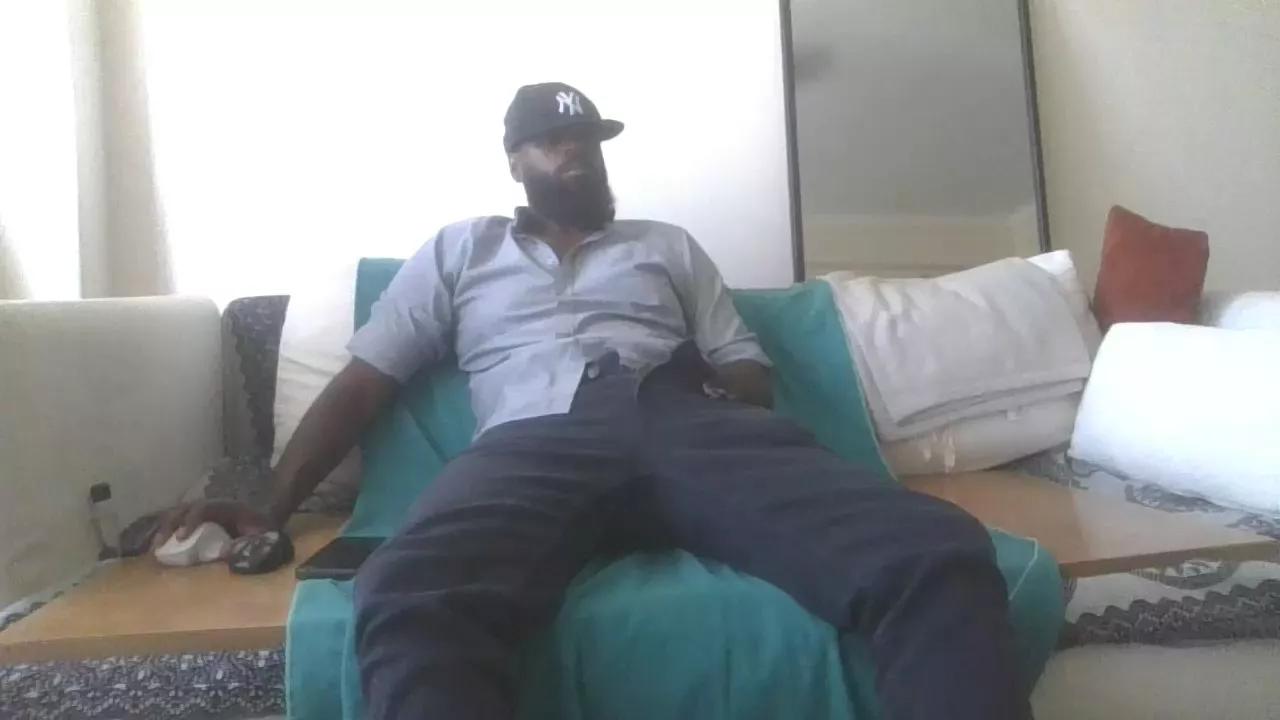 madblack on Cam4 