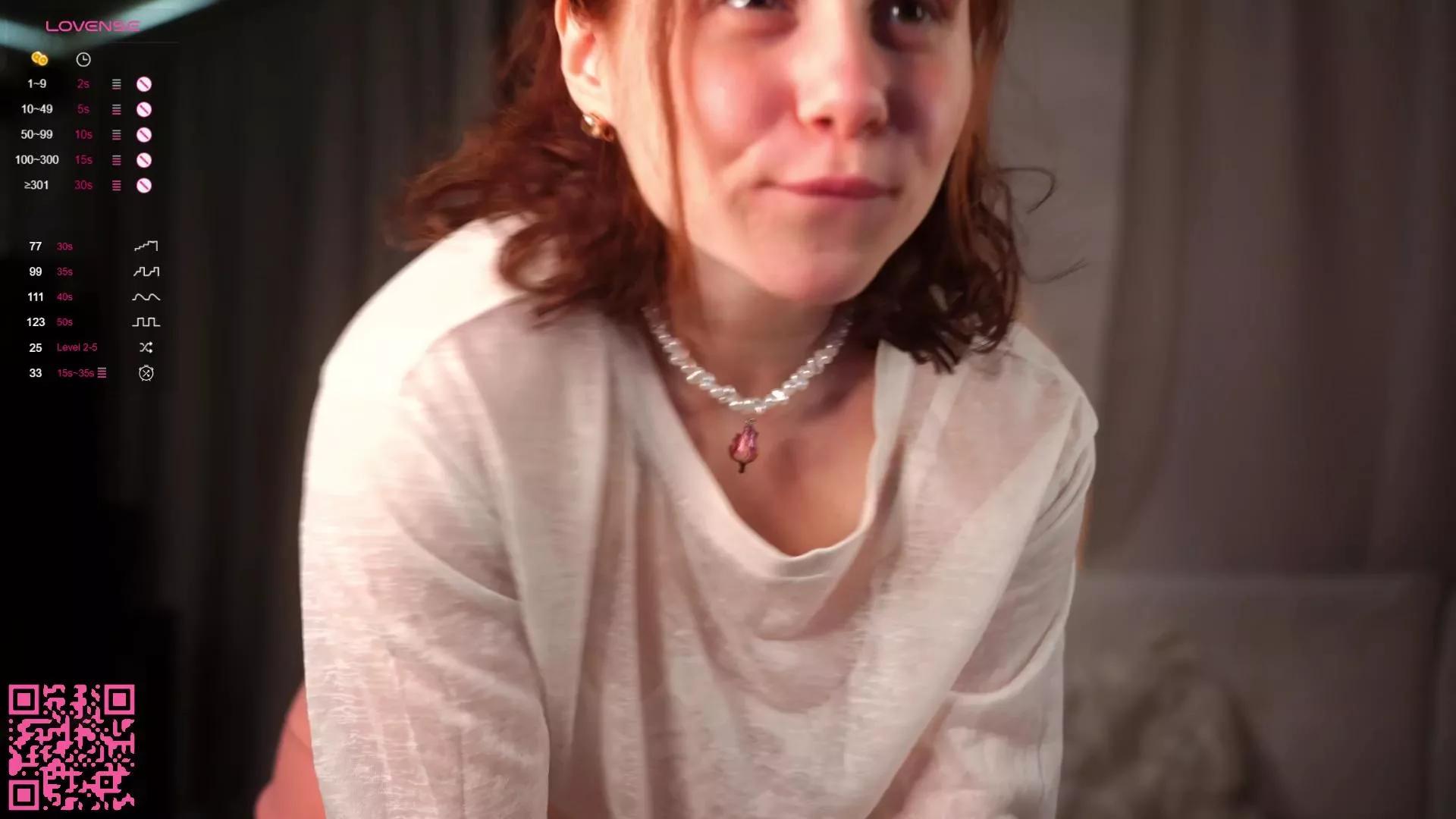 MaeGentile on Cam4 