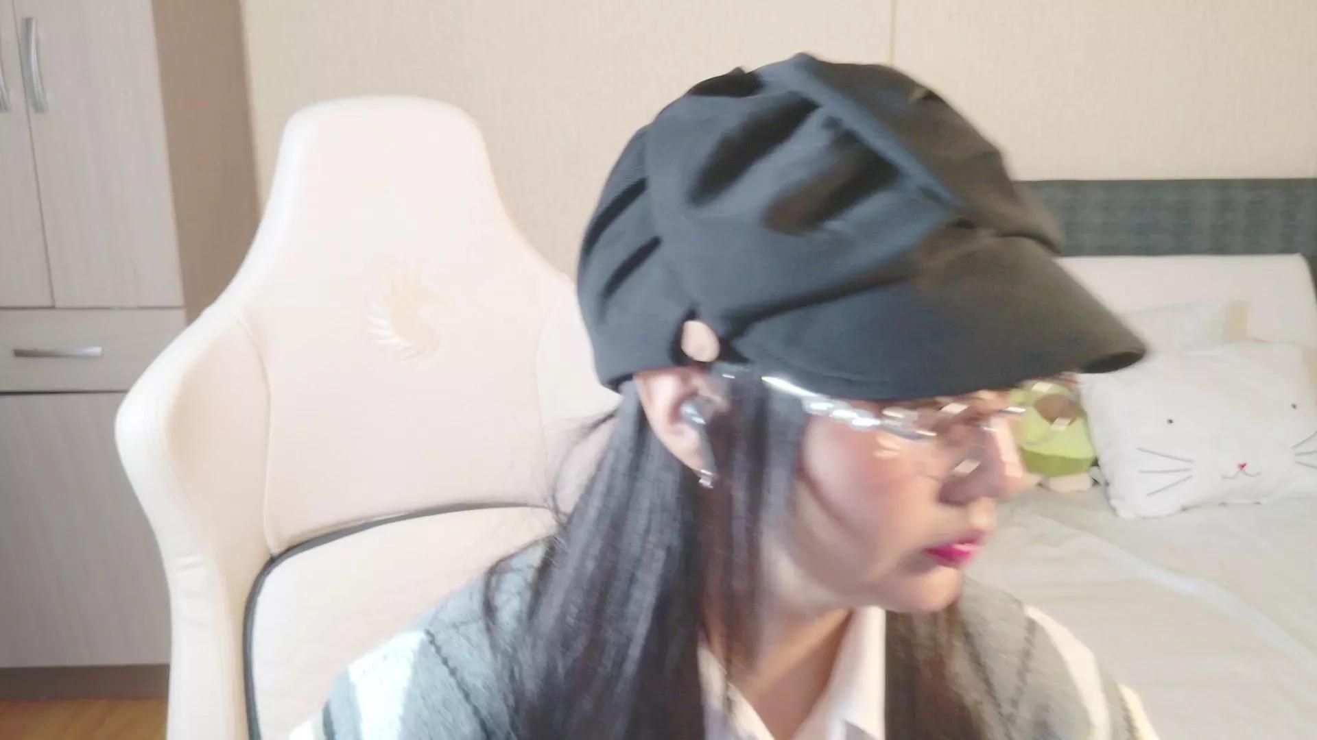 Mafer_Doll on Cam4 