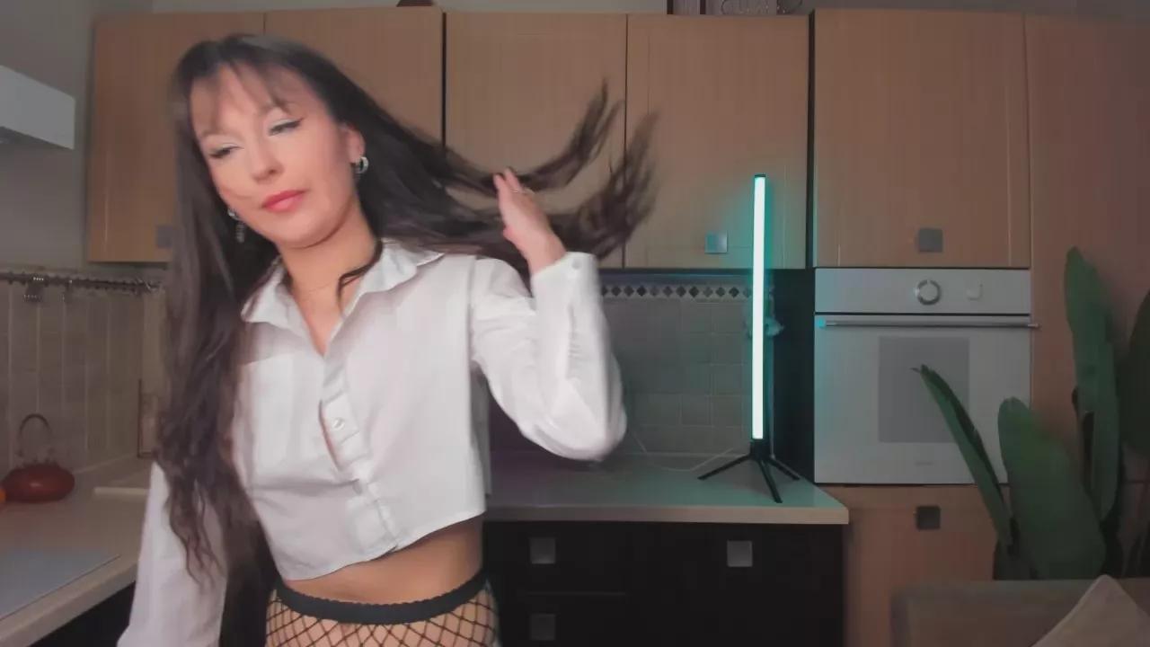 MaidaDuffield on Cam4 