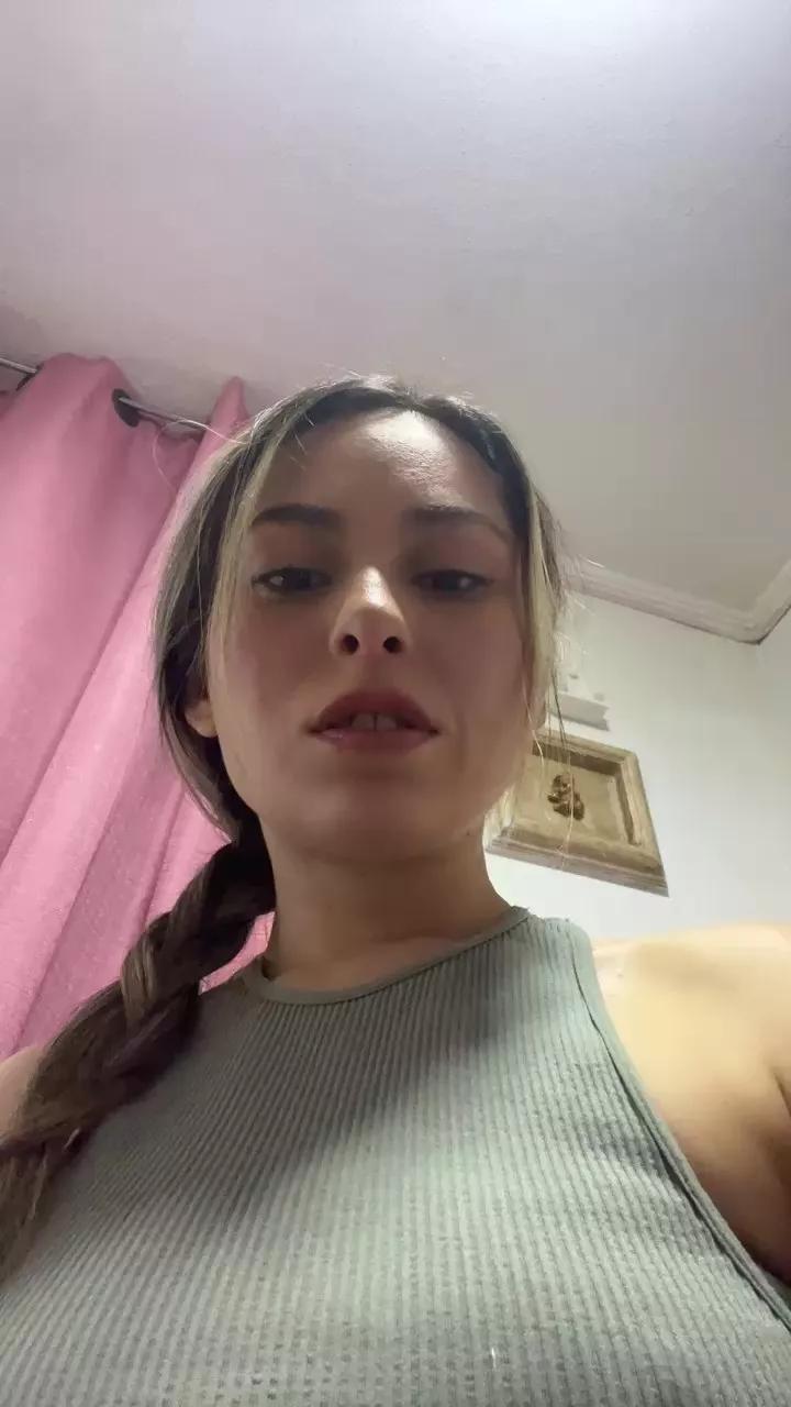 Maijovanovic on Cam4 