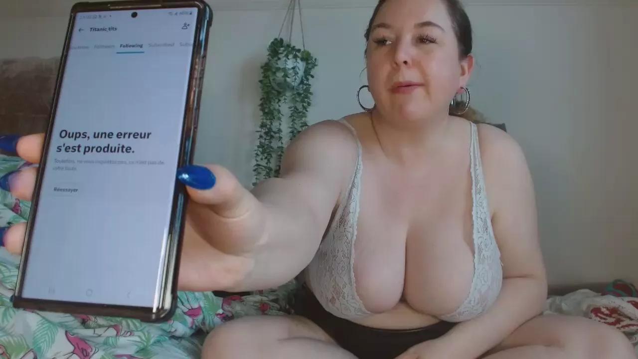 Offline Maitresseddd on Cam4