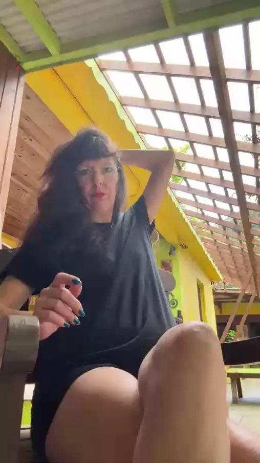 MaitresseElsa on Cam4 