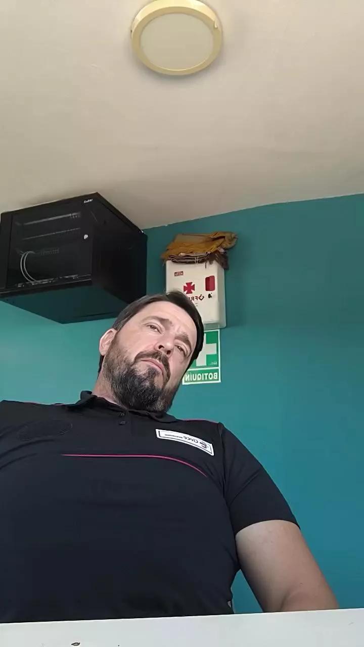 Mango1975 on Cam4 