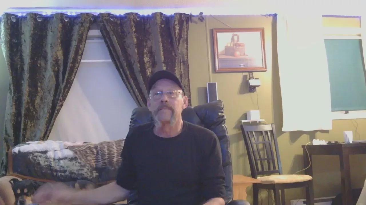 mapleman35 on Cam4 
