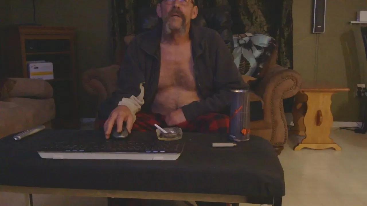 mapleman35 on Cam4 