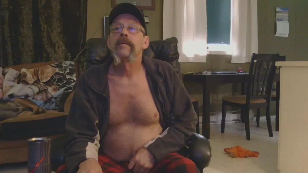 mapleman35 on Cam4 