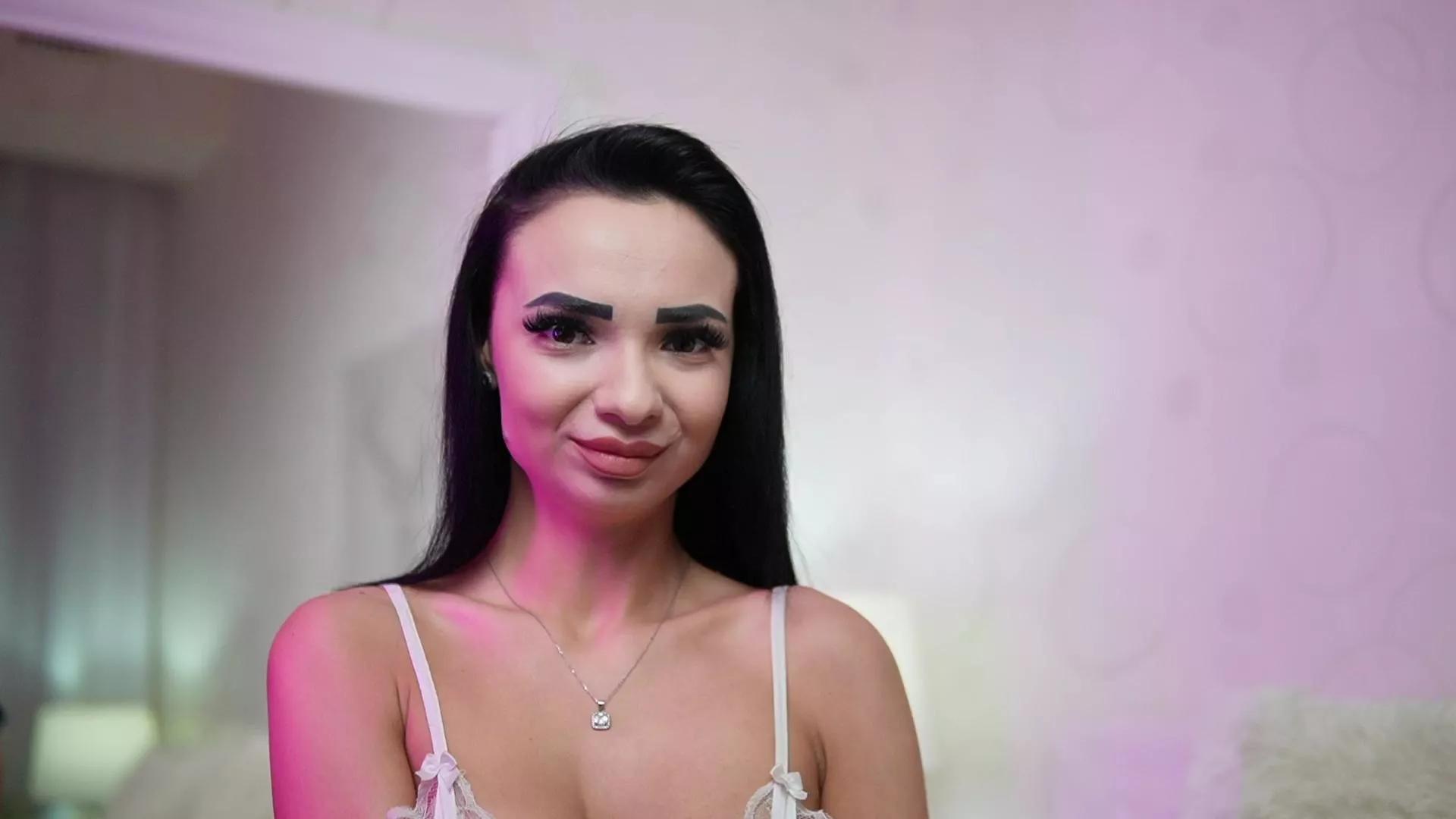 MaraJolie on Cam4 