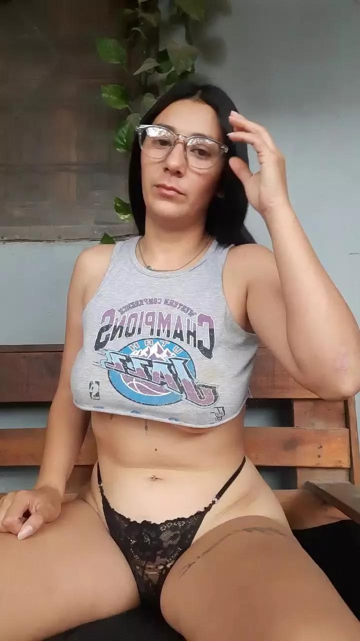 Marinax1 on Cam4 