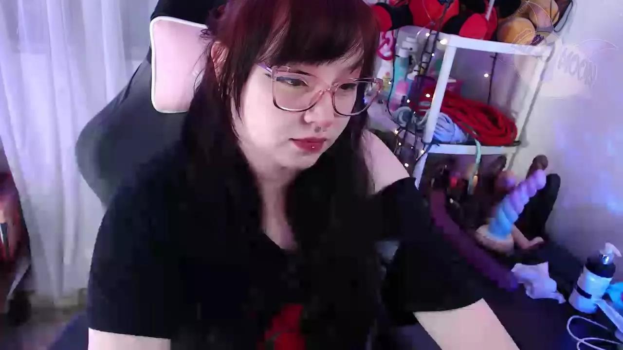 Marshall_Space on Cam4 