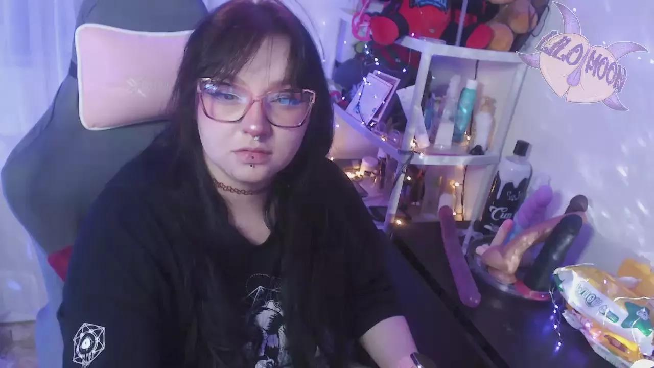 Marshall_Space on Cam4 