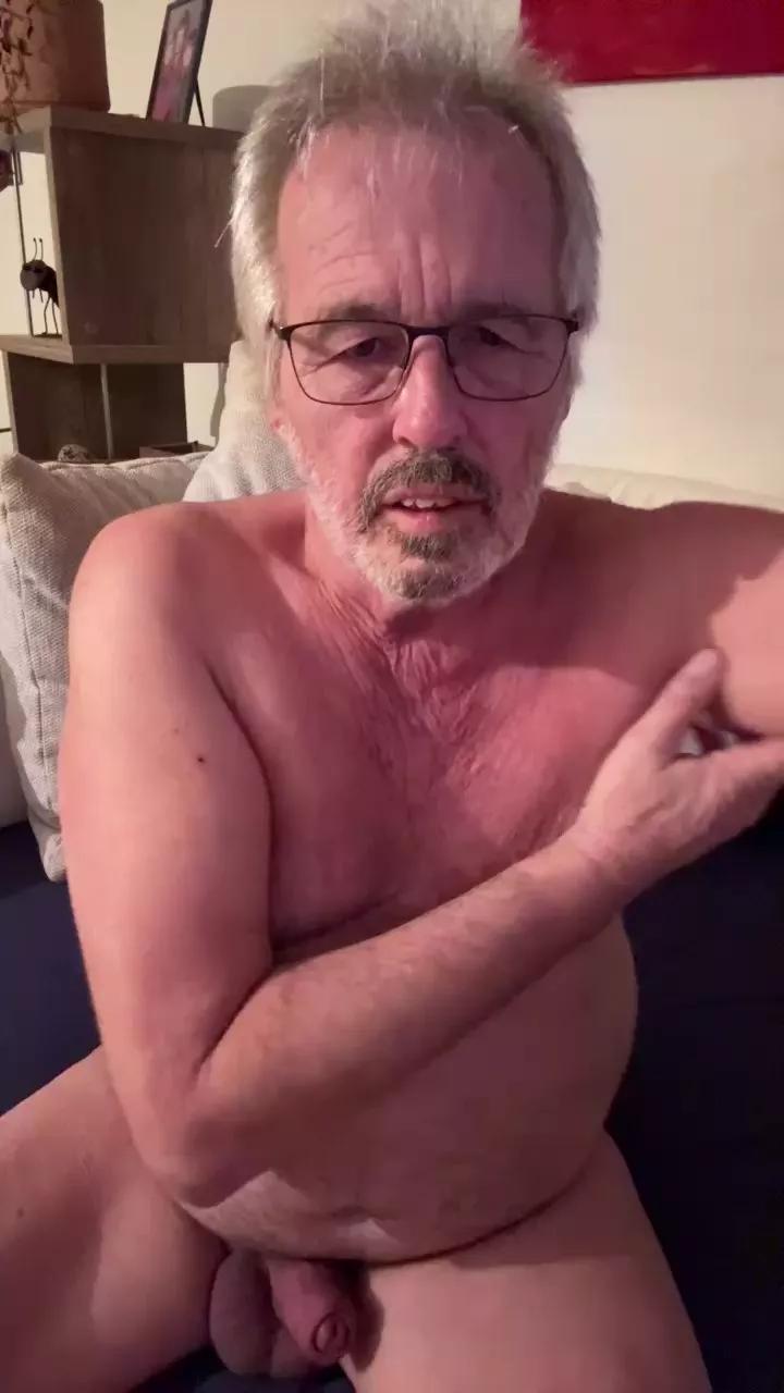 Offline massojoli on Cam4