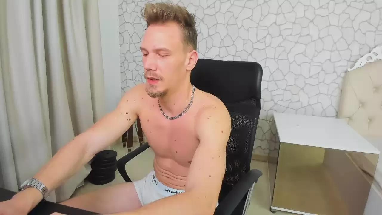 MateoBenjamin on Cam4 
