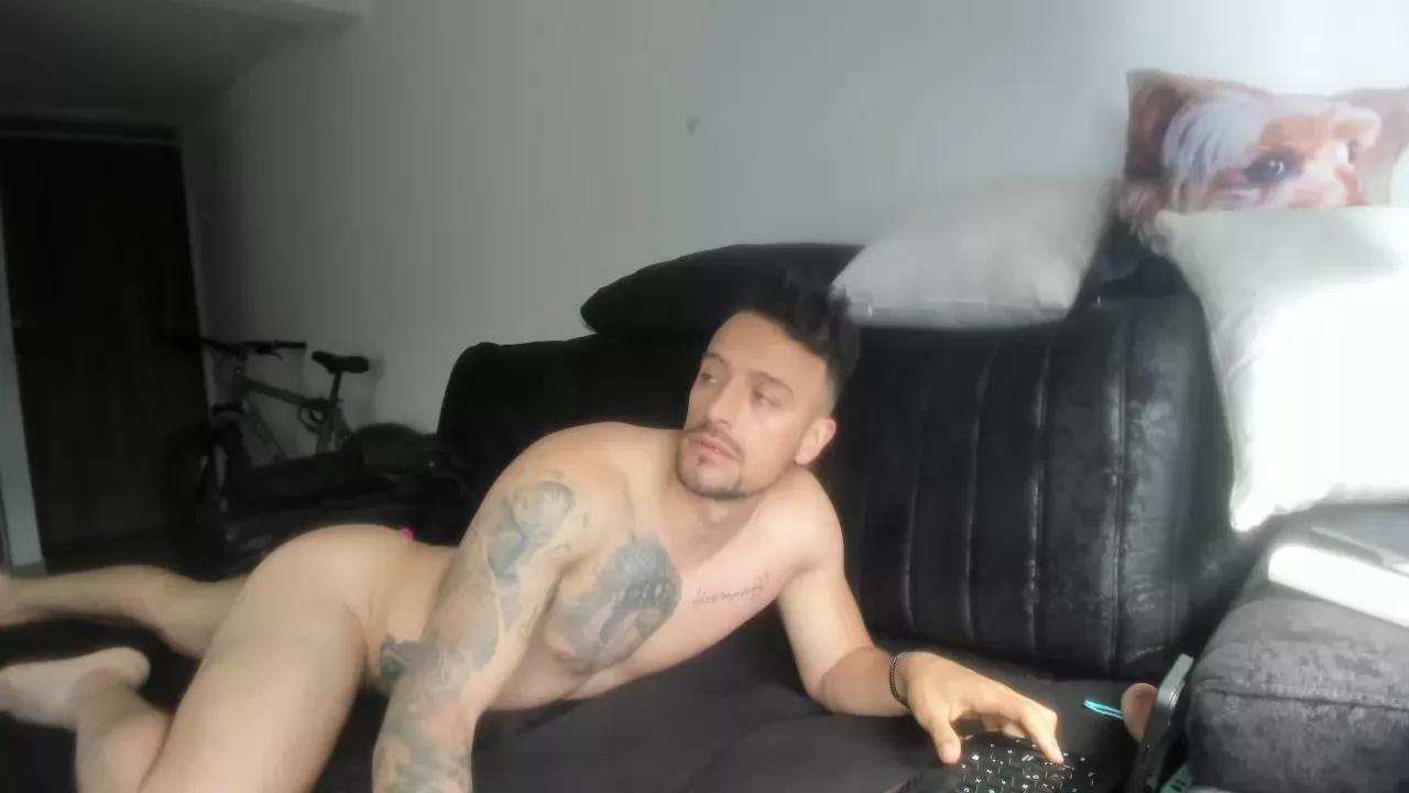 mathew_fitt on Cam4 