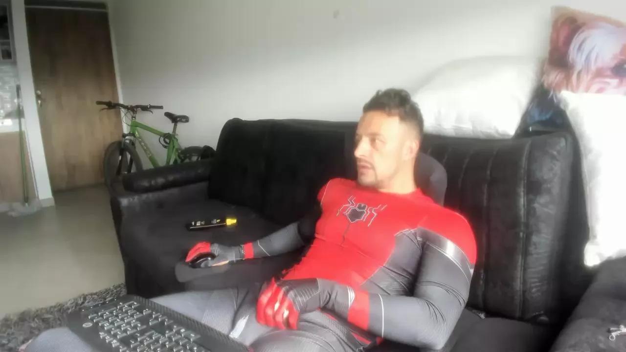 mathew_fitt on Cam4 