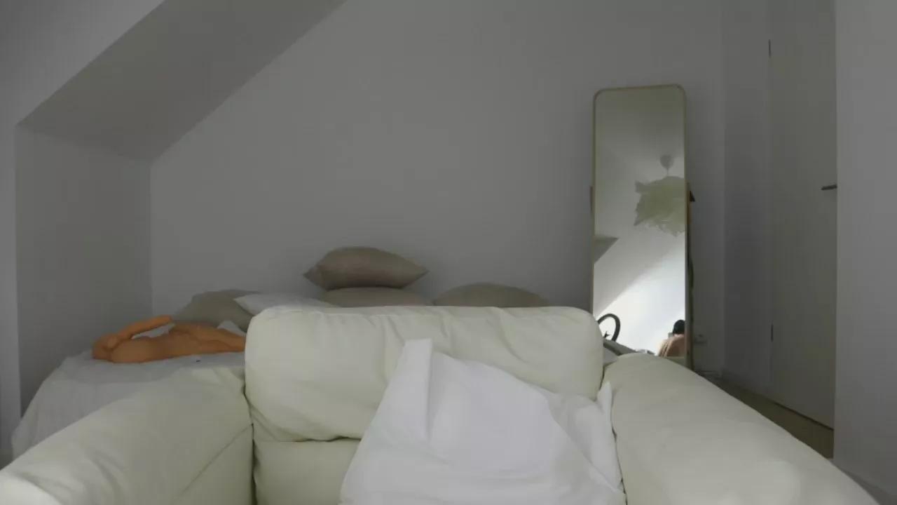 MathildaL on Cam4 