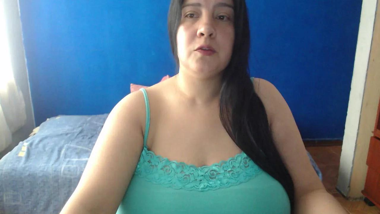 matureealexa on Cam4 