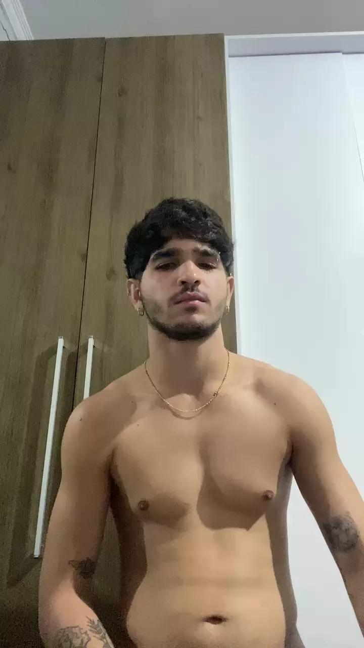 Mauriciobueno20 on Cam4 