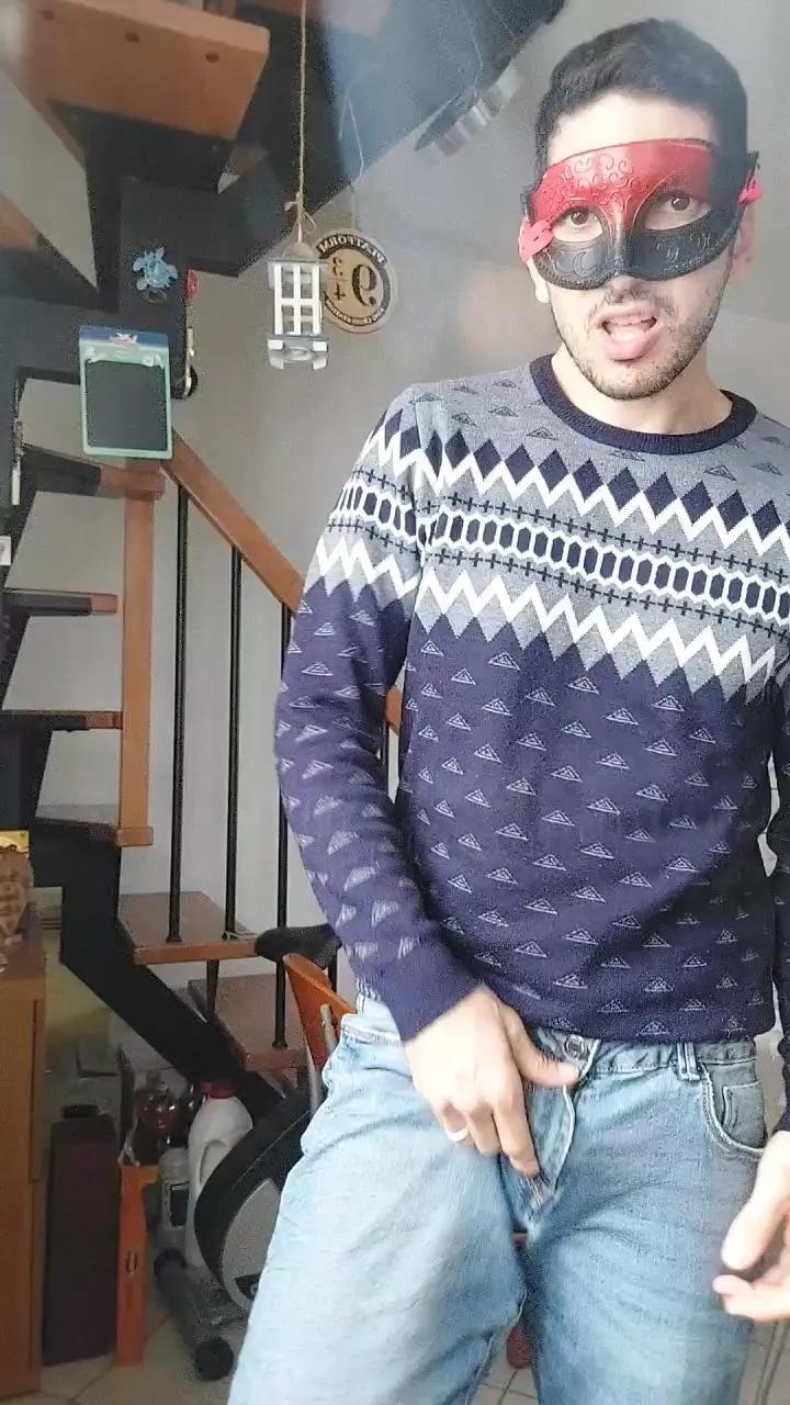 Maurizio891 on Cam4 