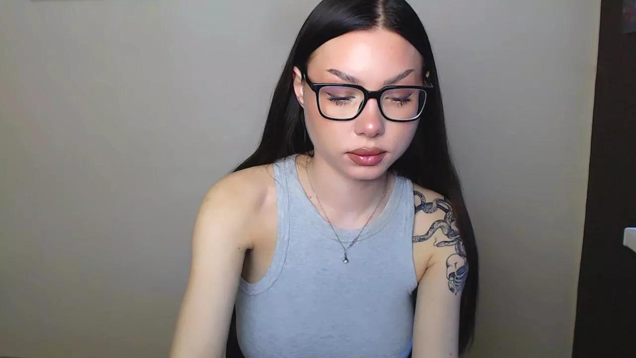 maxi_sweetheart on Cam4 