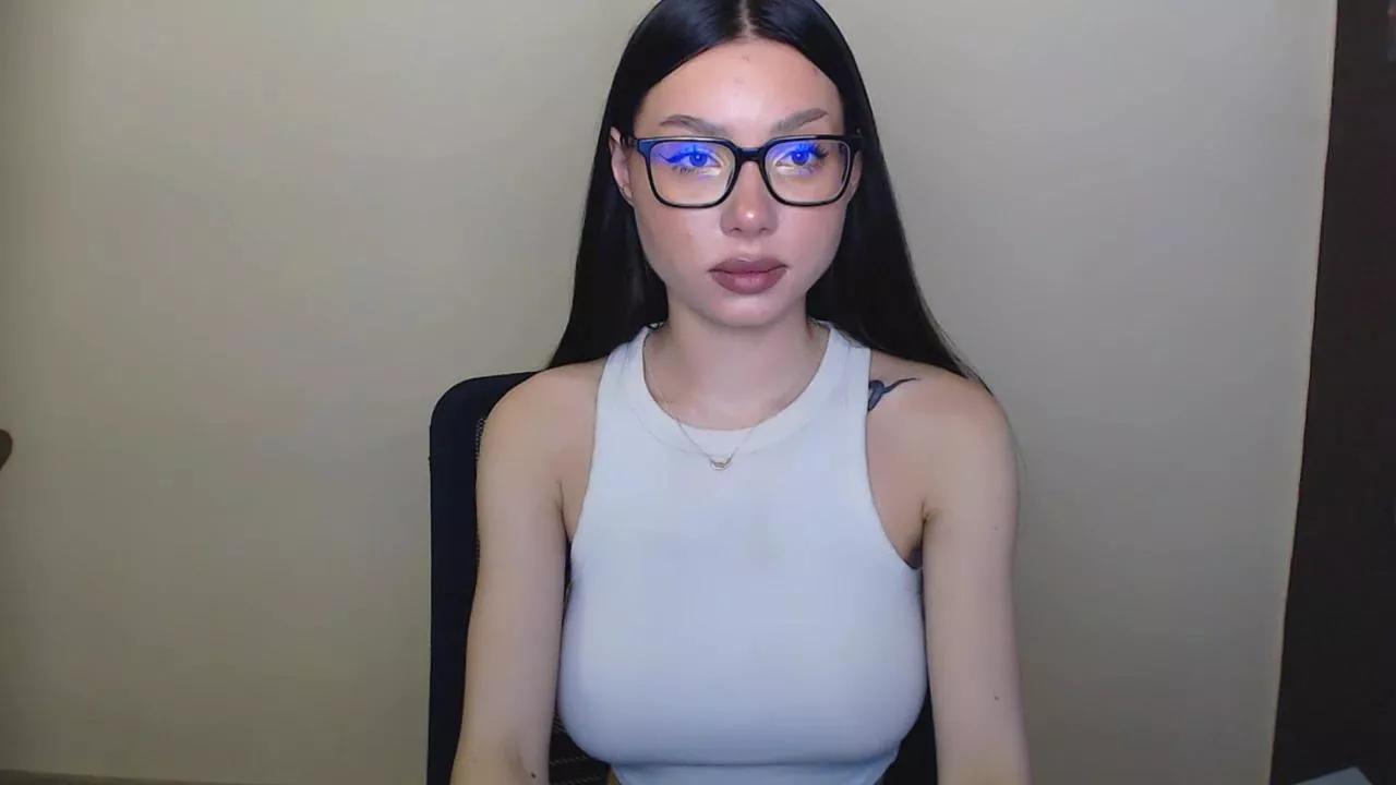 maxi_sweetheart on Cam4 