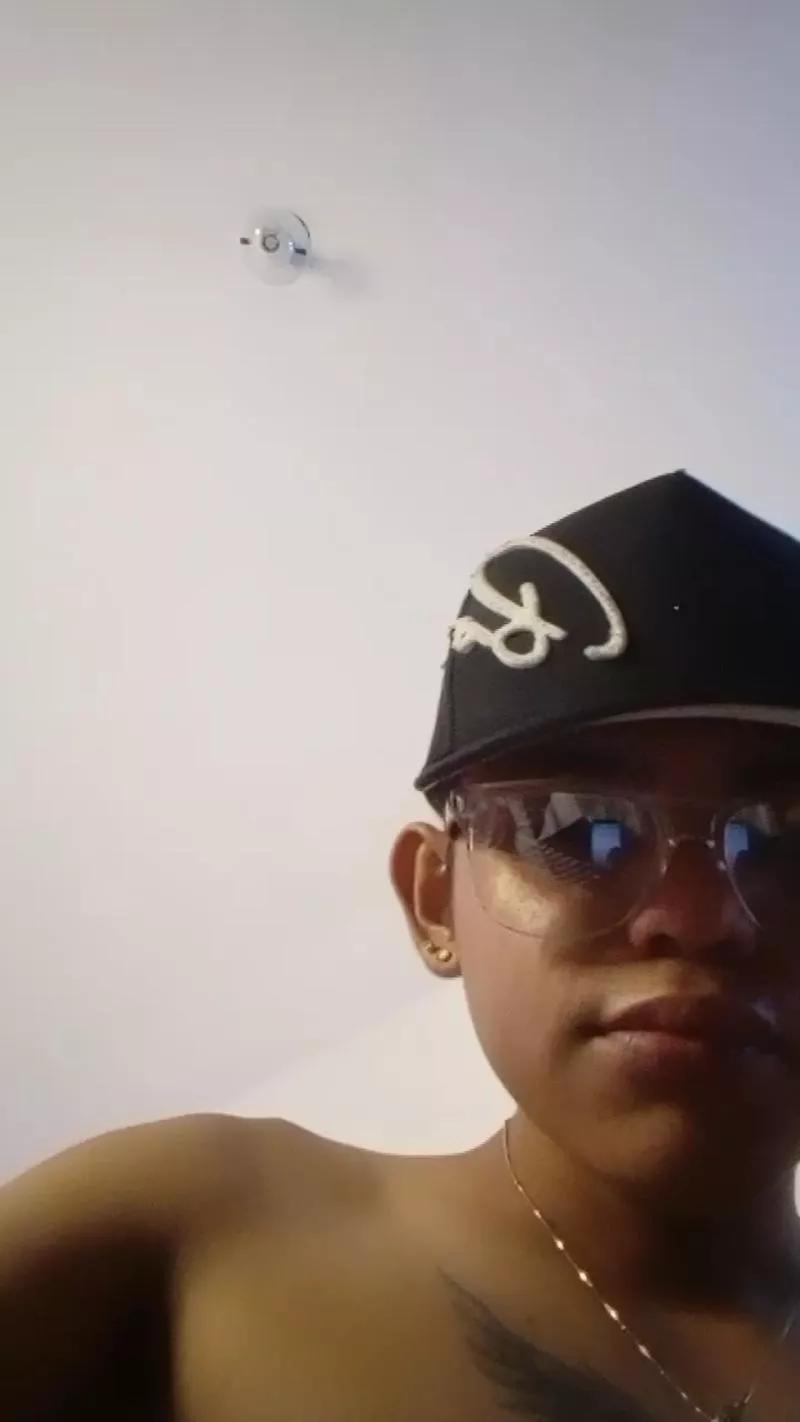 maxithor1 on Cam4 