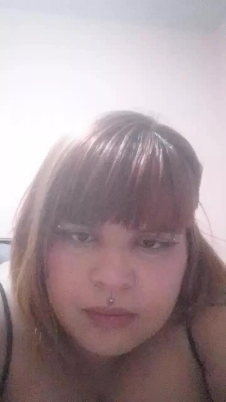 Maxylovely on Cam4 