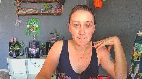 Freechat mediadescocida on Cam4