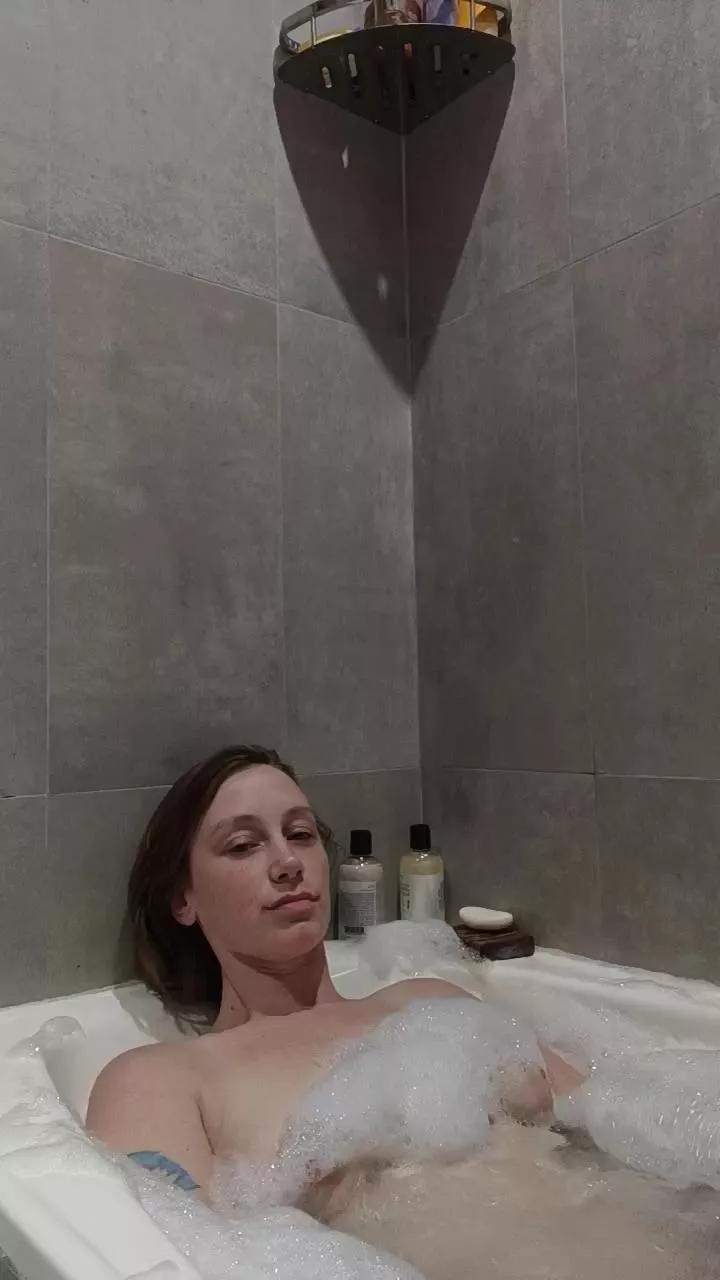 Freechat mediadescocida on Cam4