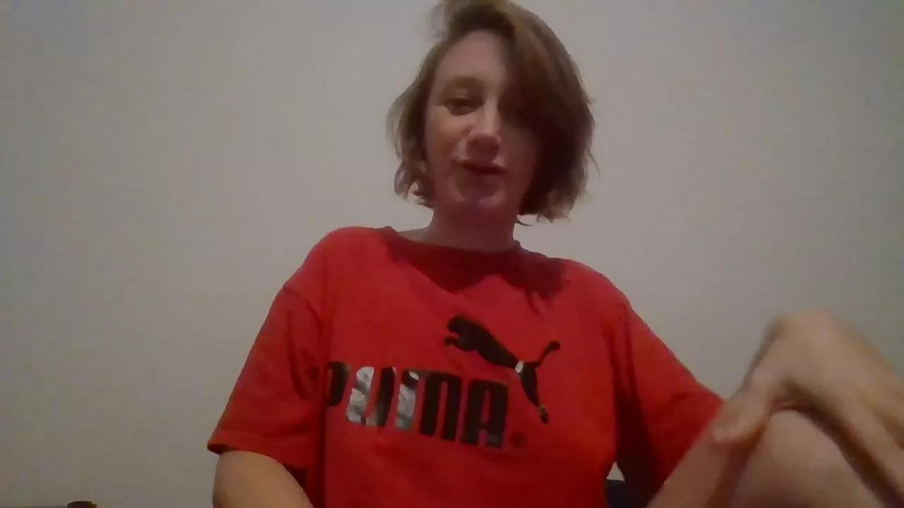 Freechat mediadescocida on Cam4