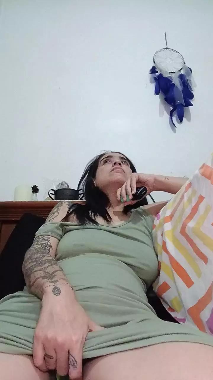 melishanton on Cam4 