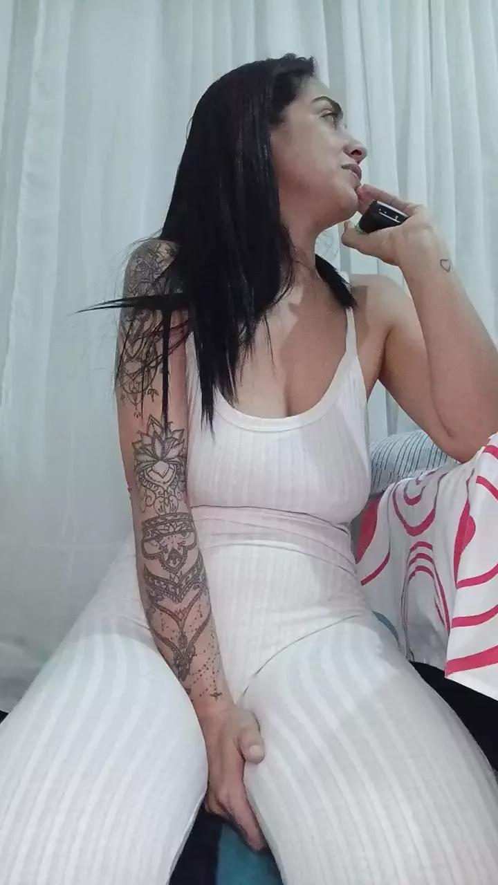 melishanton on Cam4 