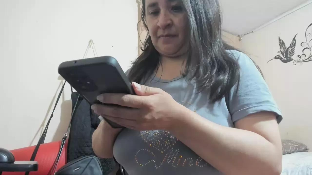 melissa_shy1 on Cam4 